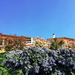 https://le-petit-berthier.hotels-rhonealpes.com